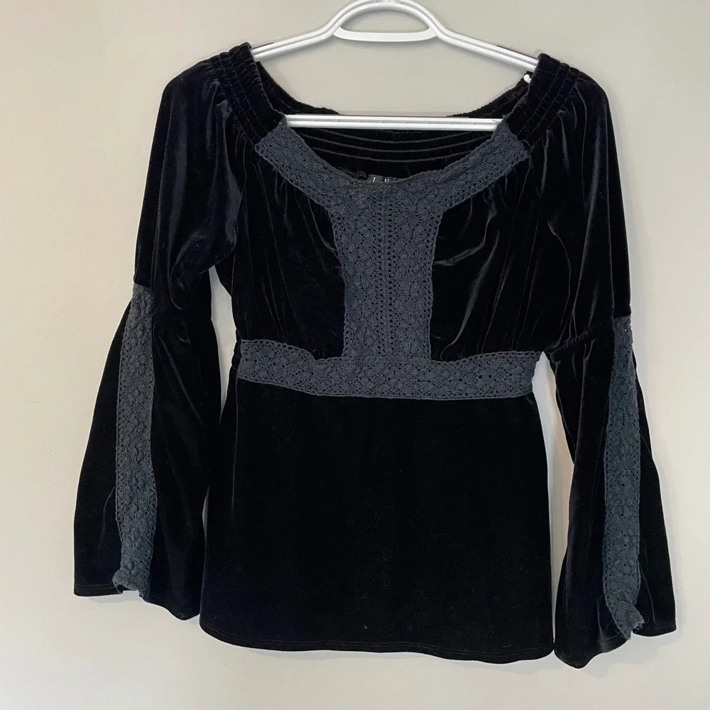 INC International Black Velvet Lace Bell Sleeve Blouse Petite M Y2K Whimsigoth